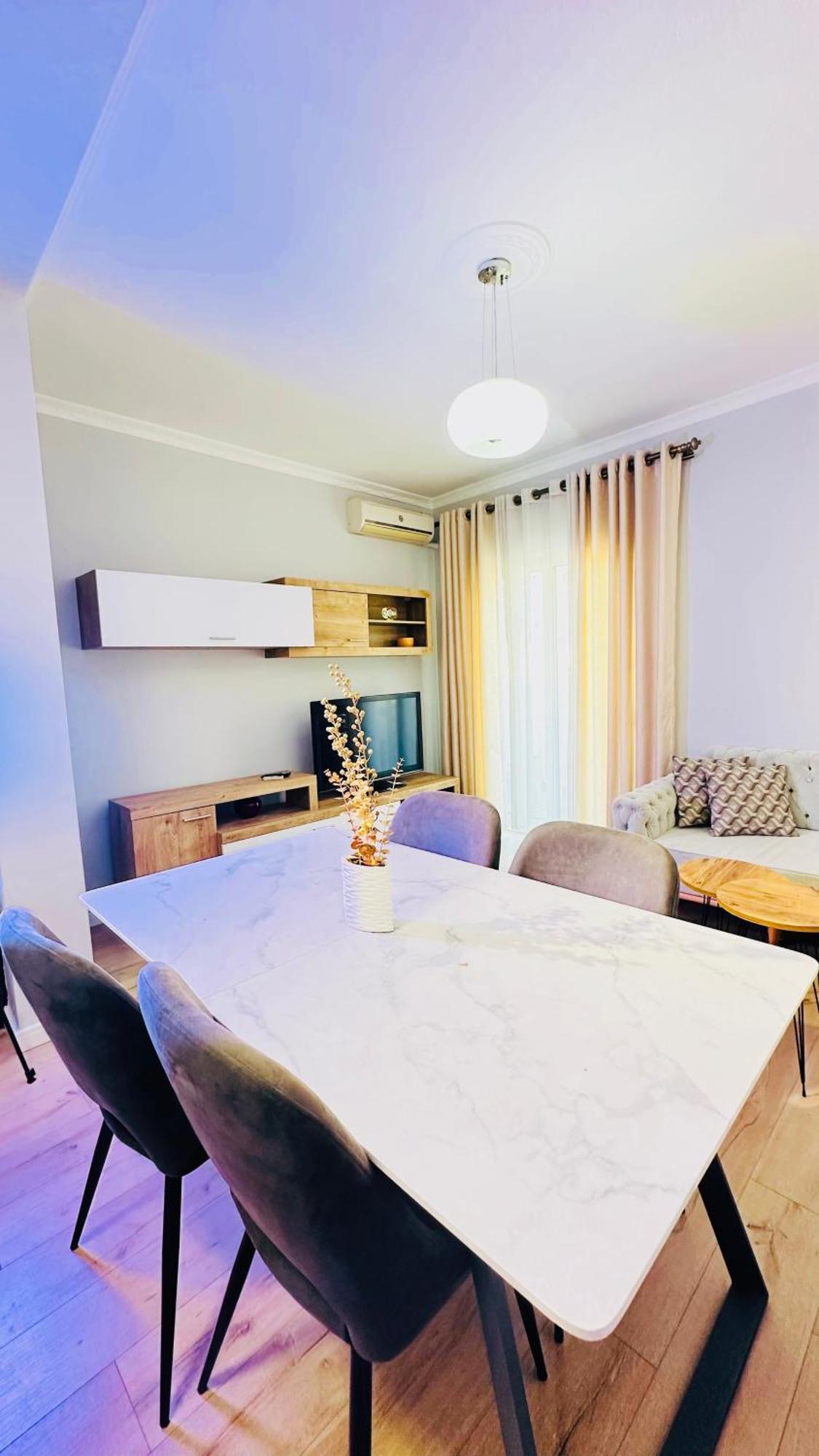 Blloku Luxury 2 Bedroom Apartment